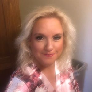 Meet your Posher, Paula